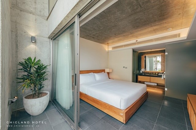 One Bedroom Apartment with Balcony (Bang Bien)